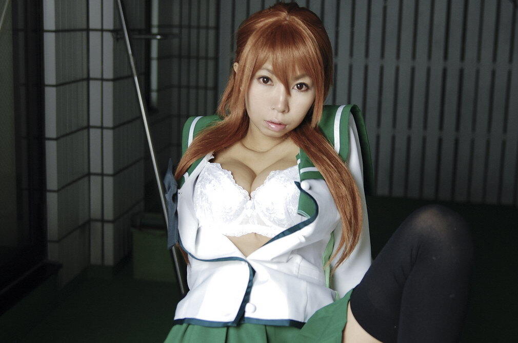 [Cosplay] 2013.04.09  Big boobs Saya Takagi 性感制服诱惑